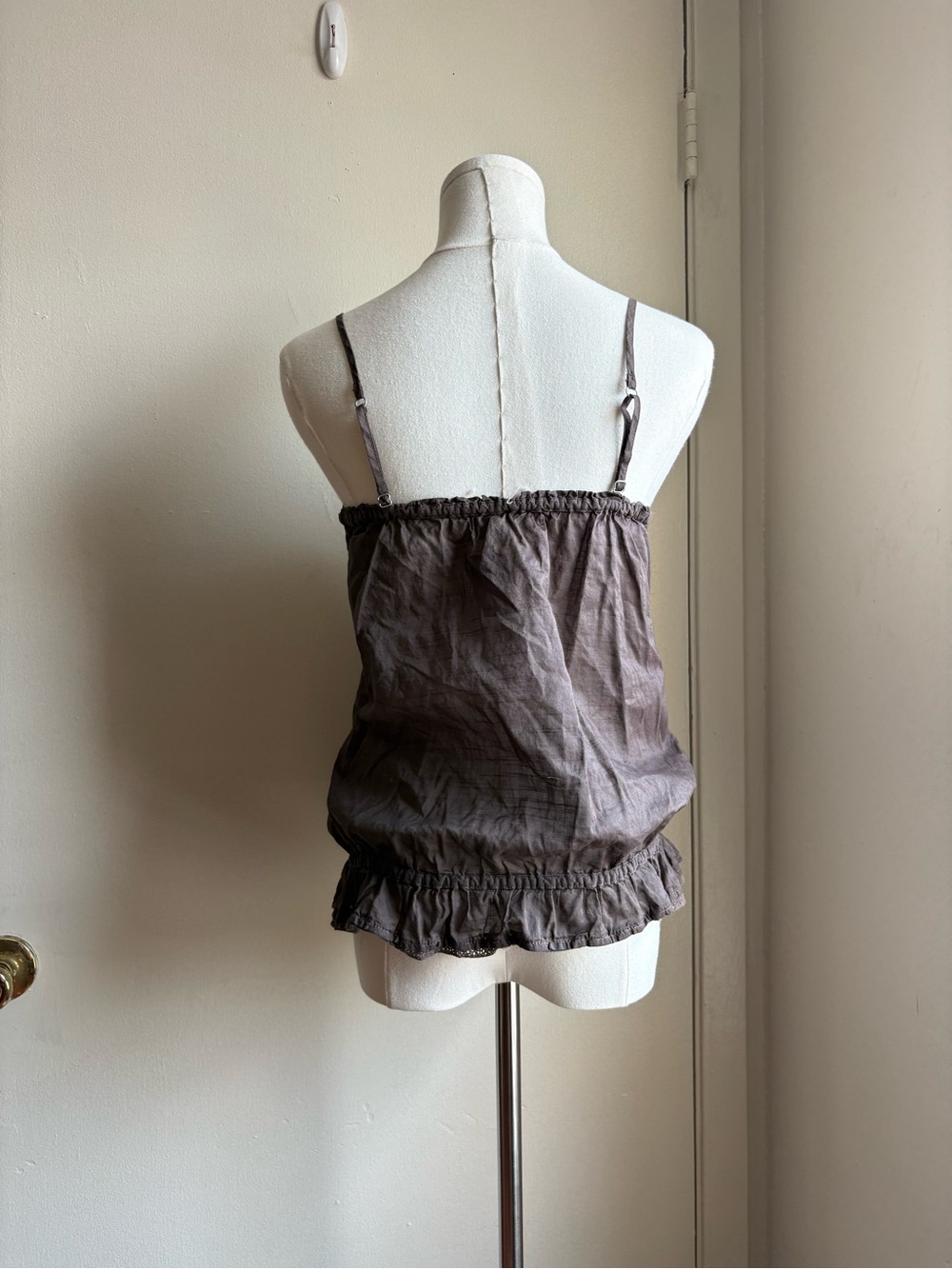 hollister y2k cotton embellished spaghetti strap tank - Picture 3 of 5